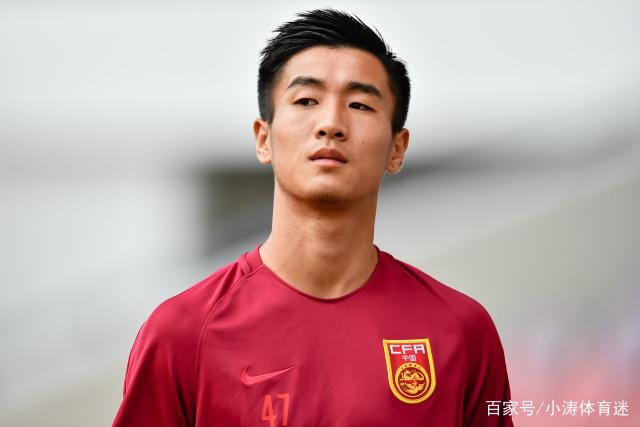 训练营第二天：主教练点评球队成长与莫兰特三分表现